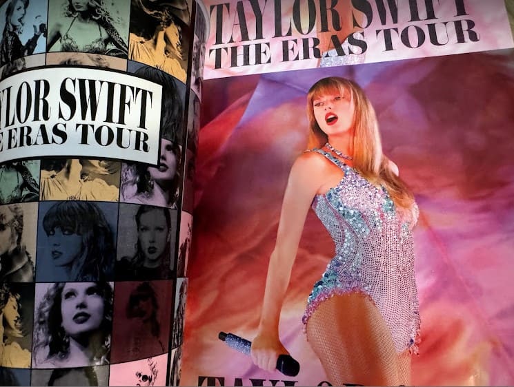 5 Best Reasons to Attend Taylor Swift The Eras Tour - A Concert Film